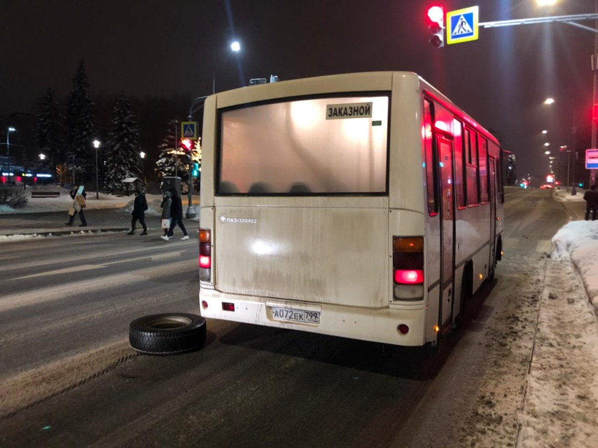 Зеленоград, новости: В Зеленограде у автобуса на ходу отвалилось колесо