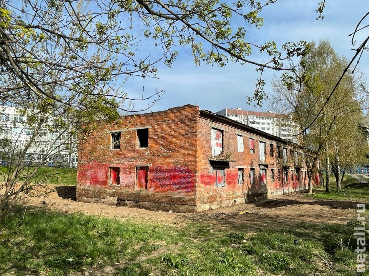 Зеленоград, новости: Заброшенное здание на бульваре в 16-м микрорайоне  отремонтируют под жилой дом