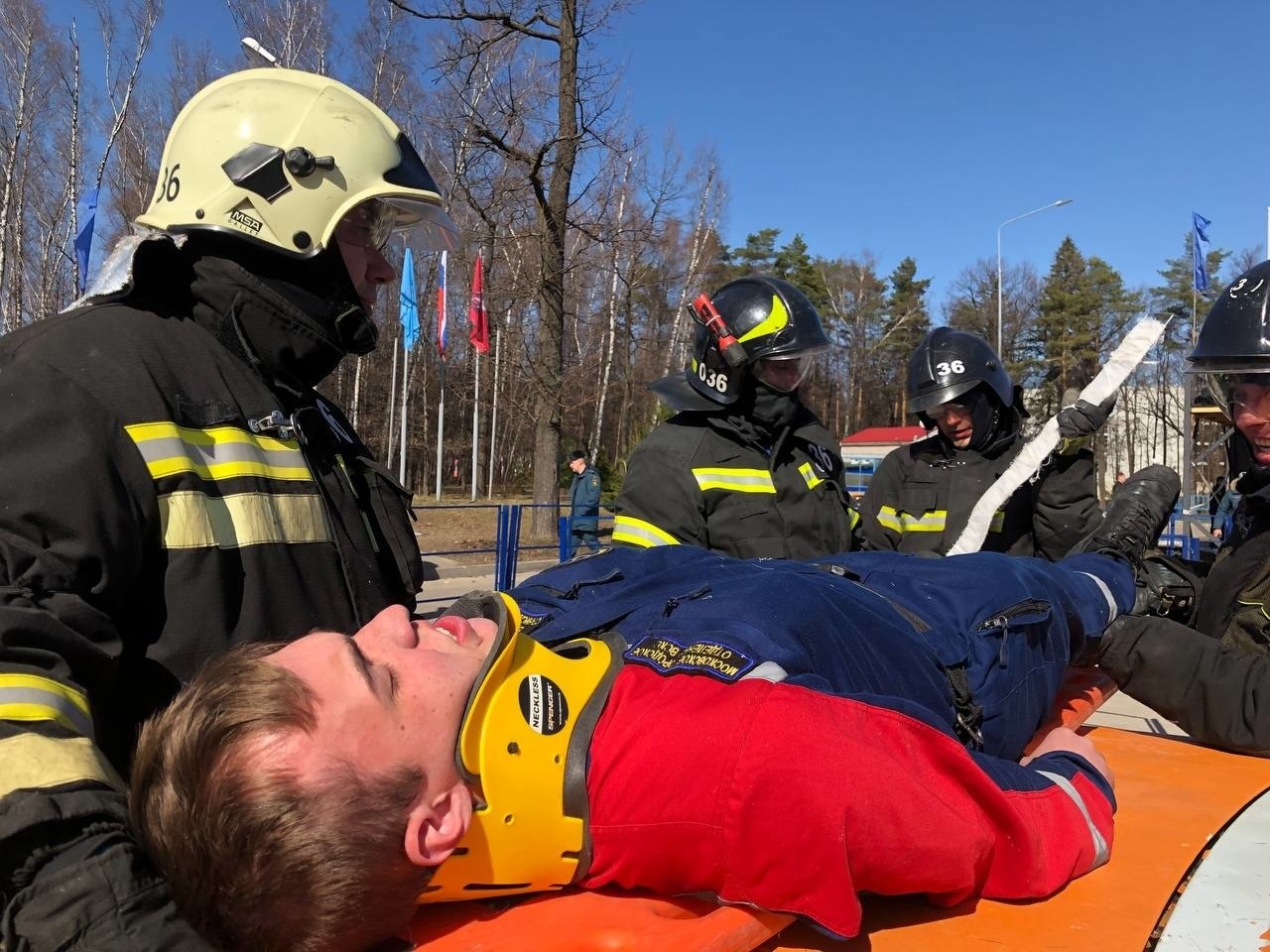 Зеленоград, новости: Команда 61-й ПСЧ Зеленограда стала лучшей в  соревнованиях по проведению аварийно-спасательных работ на месте ДТП